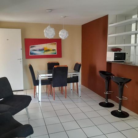 Cond Costa Do Sol Ap 2 Dormitorios Com Piscina Fortaleza  Ruang foto